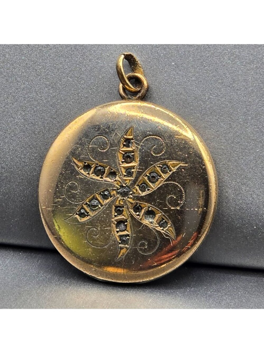 Antique CH Allen & Co Gold Filled Edwardian Locket Paste Pinwheel Starburst READ - Picture 12 of 13